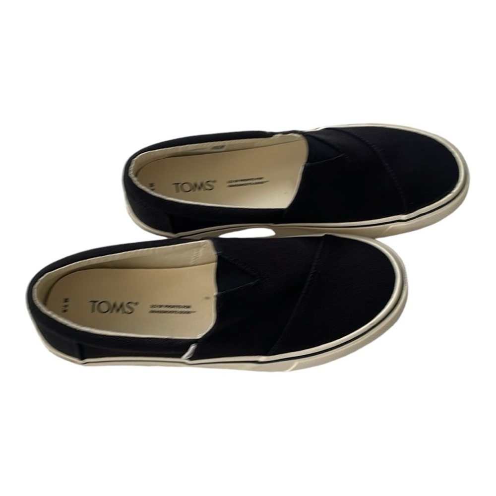♥️Toms♥️Men’s Alpargata Black & White Slip-On Sneaker Size (7.5) Med Width - Picture 7 of 11